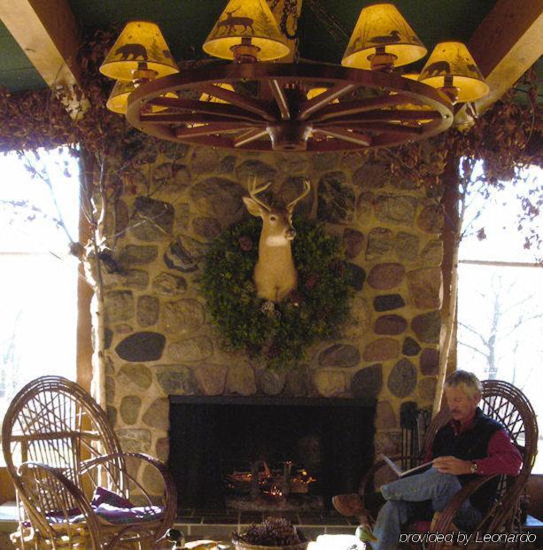 Birchwood Inn Harbor Springs Interior photo